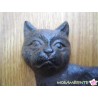 Katze mit Glocke aus Gusseisen