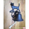 Katze mit Glocke aus Gusseisen