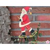Weihnachtsmann mit Schlittschuhen