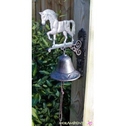 Glocke aus Gusseisen mit Pferd