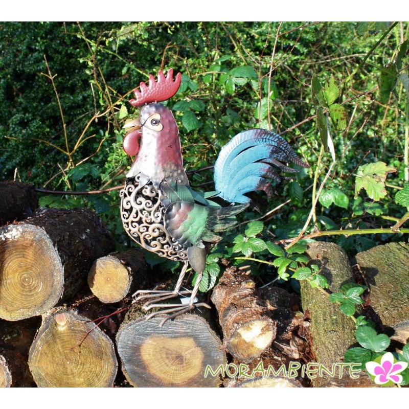 Bunt lackierter Hahn aus Metall