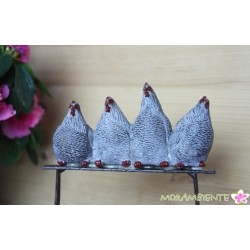 Eierhalter mit Hühnerdeko