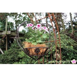 Blumenampel aus dunkelbraunem Metall in Herzform