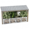 Pflanzkasten mit Dach im shabby-Stil